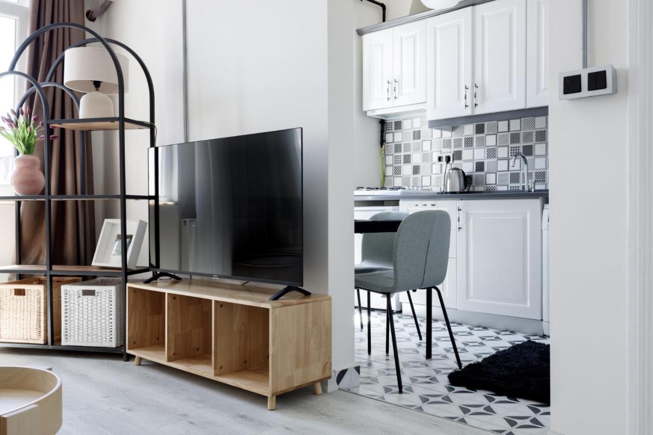 شقة Modern Flat 5 Min To Galata Tower In Istiklal Ave اسطنبول المظهر الخارجي الصورة