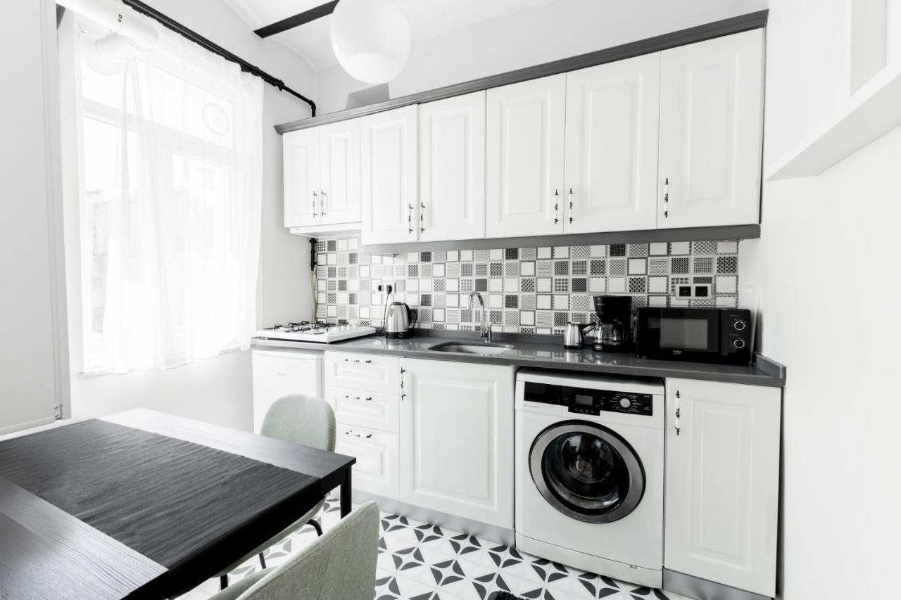 شقة Modern Flat 5 Min To Galata Tower In Istiklal Ave اسطنبول المظهر الخارجي الصورة
